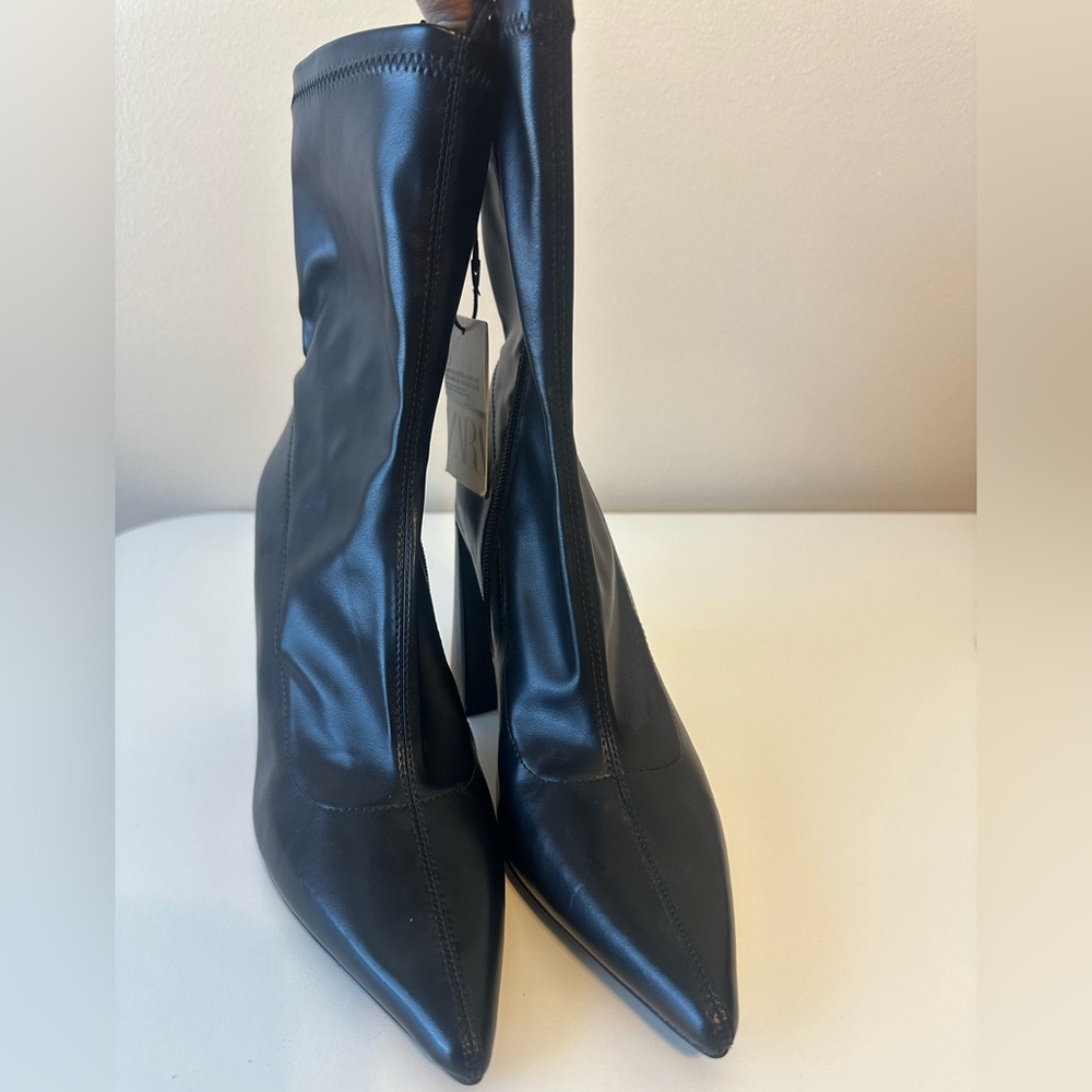 Zara Black Leather Pointed Toe Heeled Boots - Picture 3 of 3